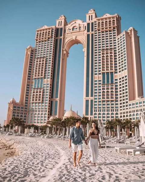 Dubai and Abu Dhabi Moments