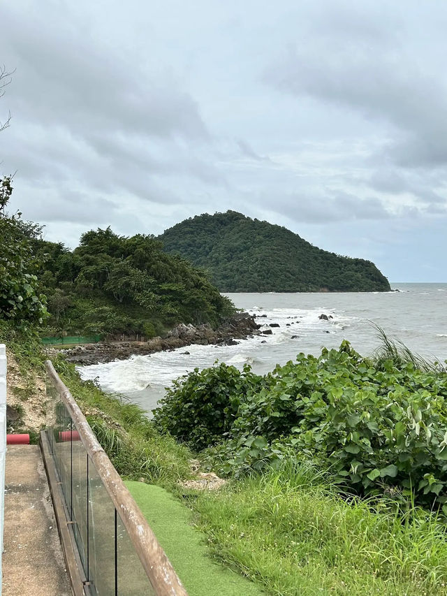 🌊 จุดชมวิวเนินนางพญา หน้ามรสุมก็ยังสวย! 🌧