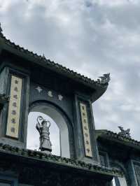 🙏 Linh Ung Pagoda’s Giant Lady Buddha Watches Over All of Da Nang