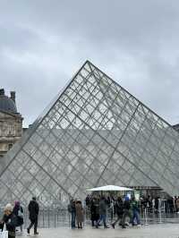 Paris Best Kept Secret: How To Louvre Like A Pro (For Free)