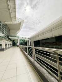 空への出発はここから！KLIA Terminal 2と高速鉄道で感じる旅の鼓動