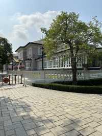 Bang Pa-In夏宮|19公頷花園中的建築奇幻之旅 🏛️