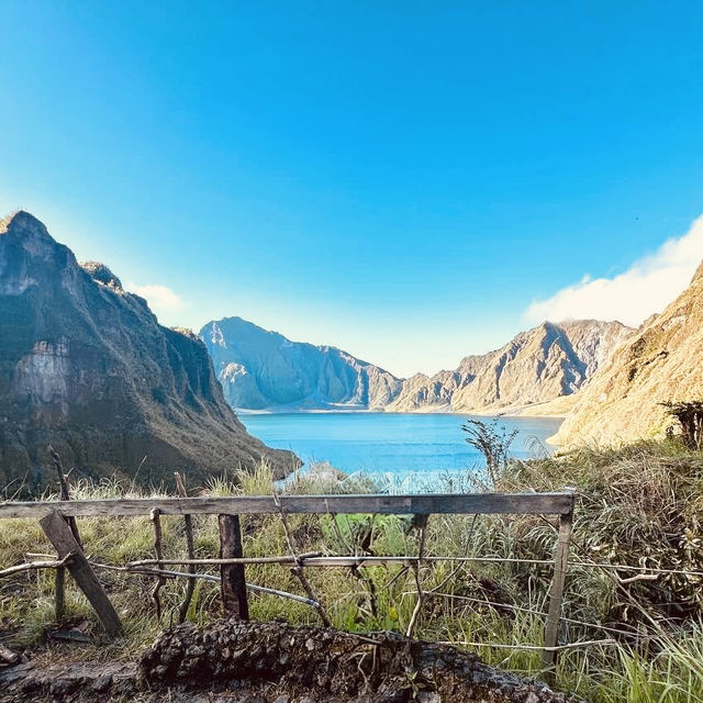 🌋 Mount Pinatubo Adventure Guide 2025: From Manila to the Crater Lake