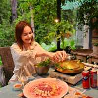 ที่พักแบบใกล้ชิดธรรมชาติ ติดลำธาร แม่ลาย เชียงใหม่