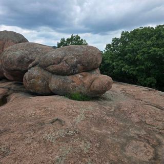 Elephant Rocks State Park – "Climbing Giants in Missouri’s Granite Playground"