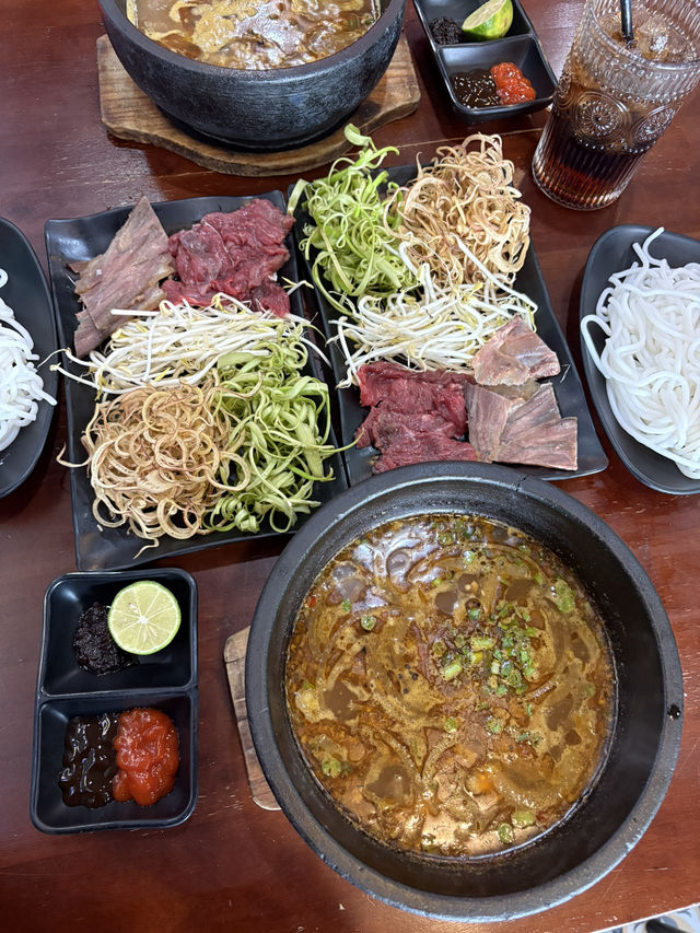 Sarah Restaurant: Halal Hospitality in the Heart of Dalat
