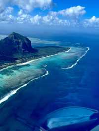 🚁 Mauritius Underwater Waterfall – Helicopter Guide