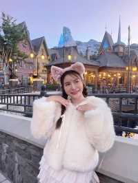 FROZEN Disneyland HK     