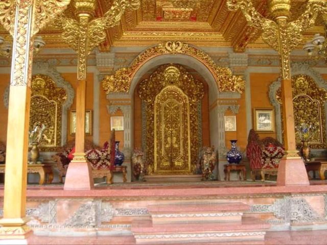 藝術與歷史文化地標交織的峇里島之心#烏布皇宮（Puri Saren Agung）-印度尼西亞峇里島