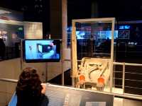 첨단 과학과 놀이가 결합된 캘리포니아 과학센터  