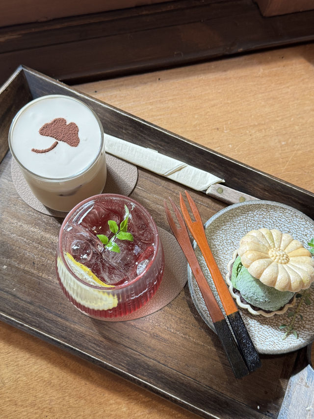 โ ์ ์ฃผ ํ์ฅ ์ ์ ํต๊ณผ ํ๋์ ๋ง๋จ, ์นดํ ์ฐจ๊ฒฝ ๐ฟ โ ์ ์ฃผ ํ์ฅ ์ ์ ํต๊ณผ ํ๋์ ๋ง๋จ, ์นดํ ์ฐจ๊ฒฝ ๐ฟ