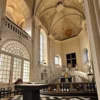 St. Andreas Church Düsseldorf – Baroque Splendor in the Heart of the Old Town