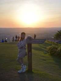 ชมพระอาทิตย์ตกที่ Mount Wakakusa Nara