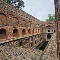 Ugrasen ki Baoli