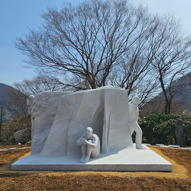 More than a museum… it's where art meets nature. 🎨🌿 | Trip.com