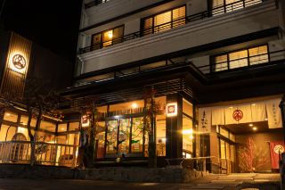 Nagano/Bessho | Uematsuya Ryokan: Step Into a Timeless World of Nostalgic Japanese Aesthetics! Onsen + Old Town Strolls for the Ultimate Slow-Life Retreat.