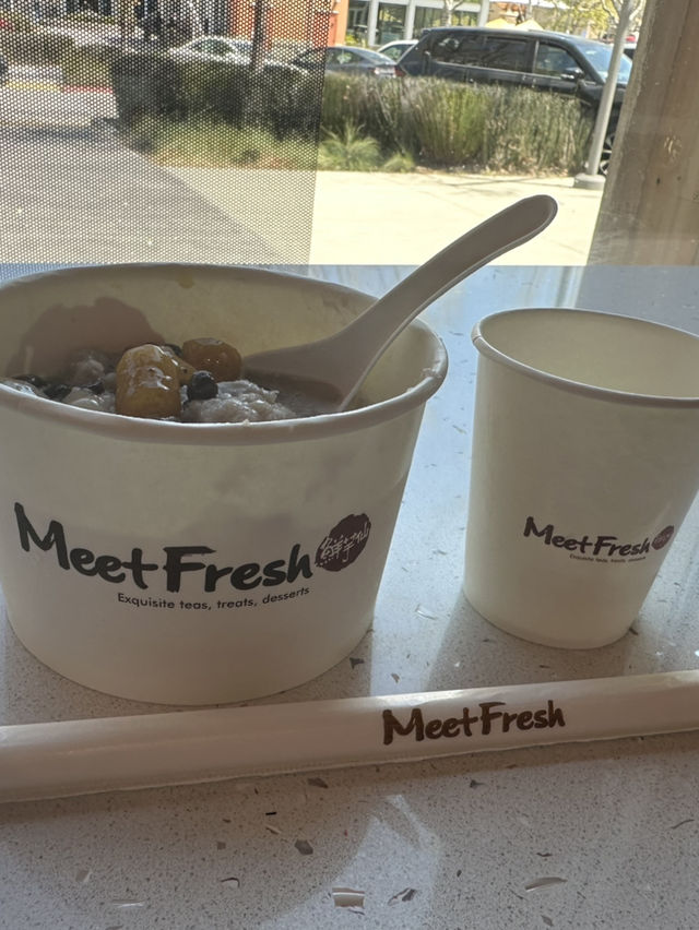 推薦在矽谷Cupertino CA 有一家台灣來的超棒冰店