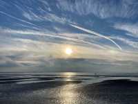 🌊 Crosby Beach Tranquil Retreat 🌅