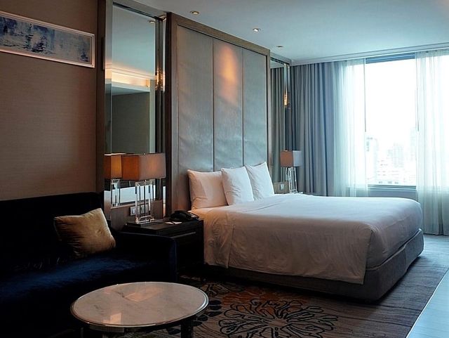 Radisson Blu Plaza Bangkok 🗺️