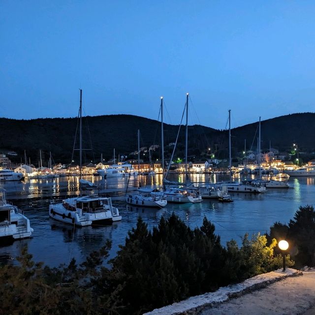**Kefalonia: The Greek Island Paradise You’ve Been Dreaming Of** 🌴✨
