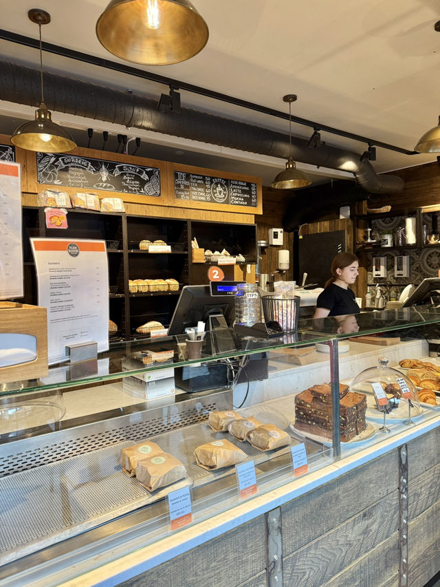 A Lovely Bakery in the Fjords🥐