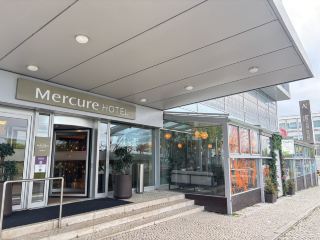 포르투갈의 특색 있는 비즈니스 호텔. Mercure 호텔.