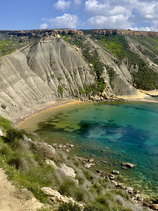 Unknown Qarraba Bay