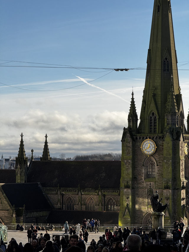 Hidden Spring Escapes in Birmingham: Reservoir Walks & St. Martin’s Church