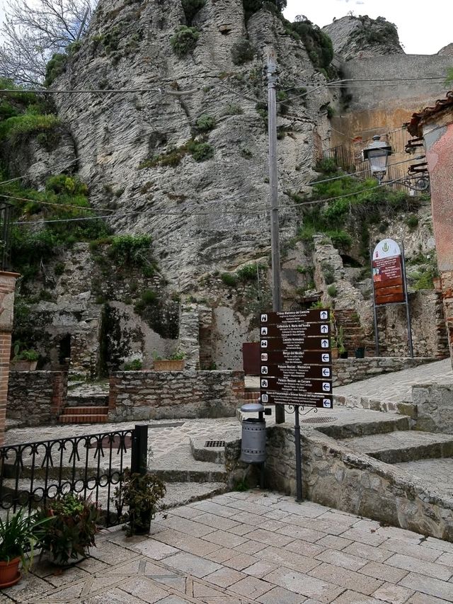 🌄 Echoes of Ancient Greece – Bova, Calabria