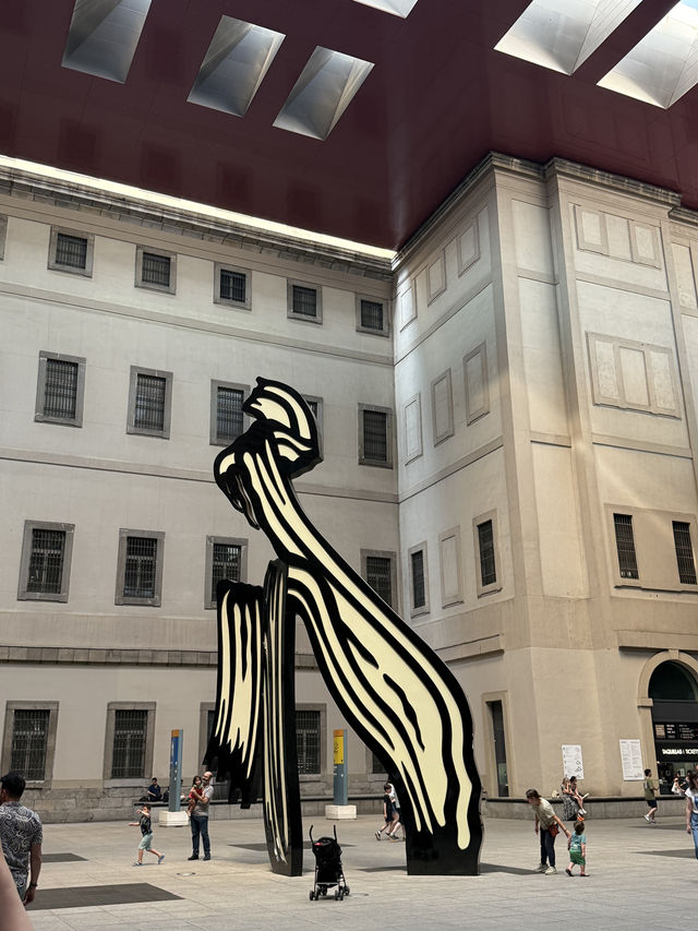 🎨 Museo Reina Sofía — Spain’s Modern Art Powerhouse 🇪🇸