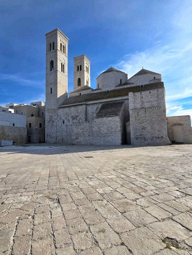 Molfetta Guide — Charming Coastal Town in Puglia 🛥☀️