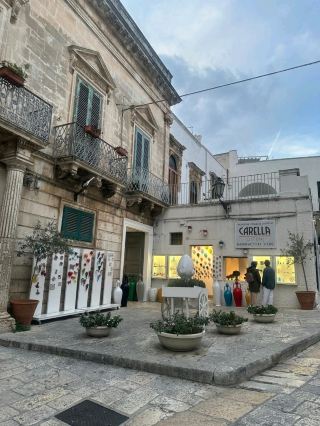 🌞 ออสตูนี อิตาลี — เมืองสีขาวแห่งปูเกลีย