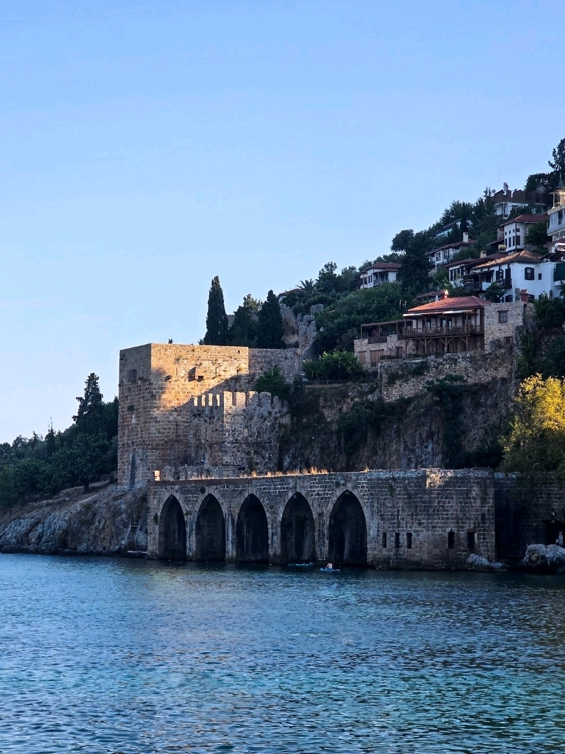 🏰 One Day in Alanya — 8+ stops on foot + cable car 