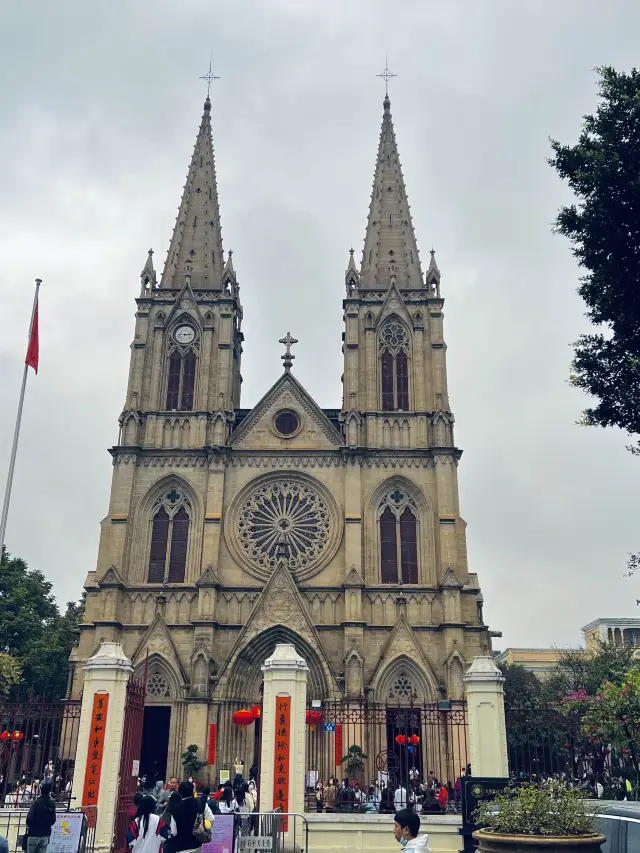 Sacred Heart Cathedral - Guangzhou 