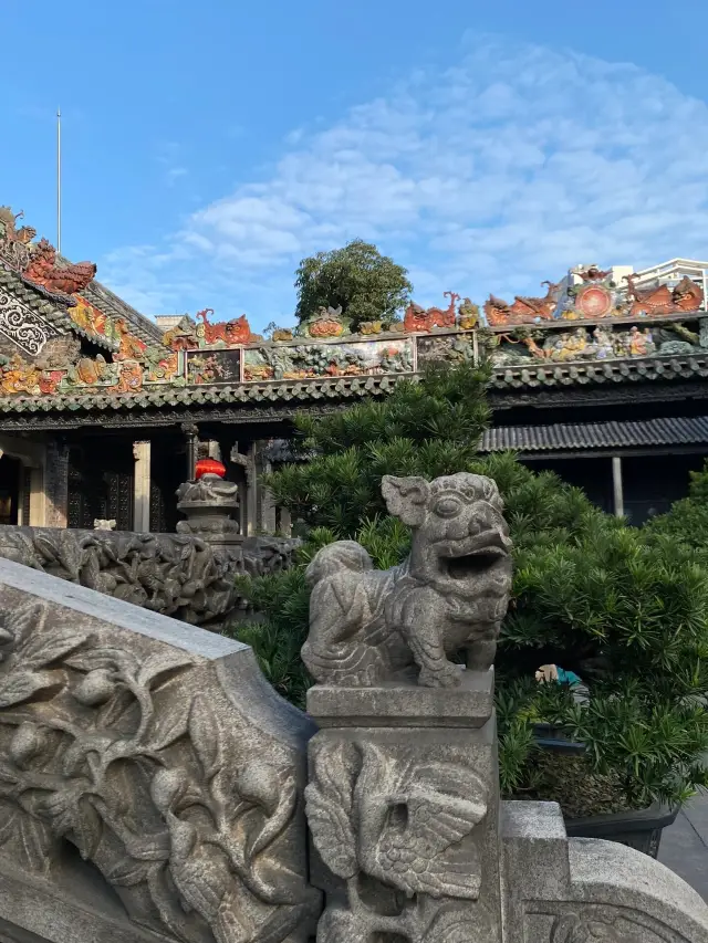 The stunning eave art of Chen Clan Ancestral Hall in Guangzhou