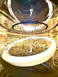 深圳首發新進潮流書店