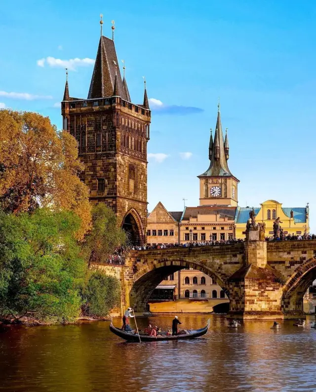 Autumn in Prague | A fairy-tale journey through an ancient city