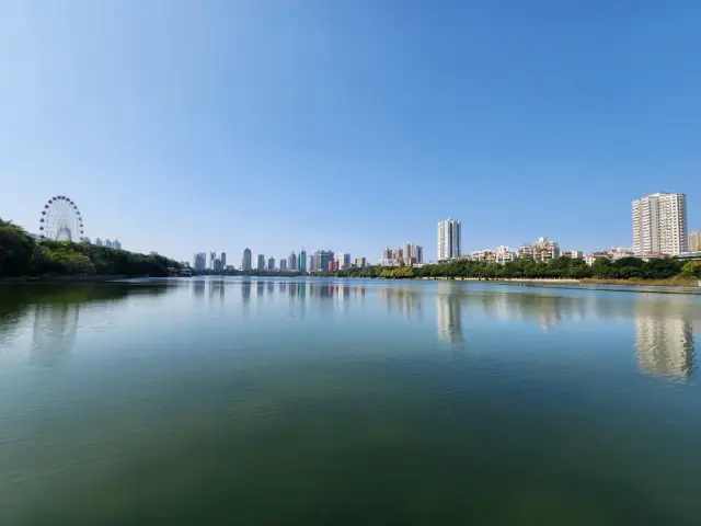 静かな南寧市南湖公園景区