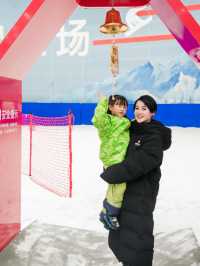 周末遛娃｜滑雪耍兒童樂園泡溫泉來融創都搞定