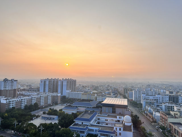 玩在建水，住在福源，看風景，品美食，拍美照！