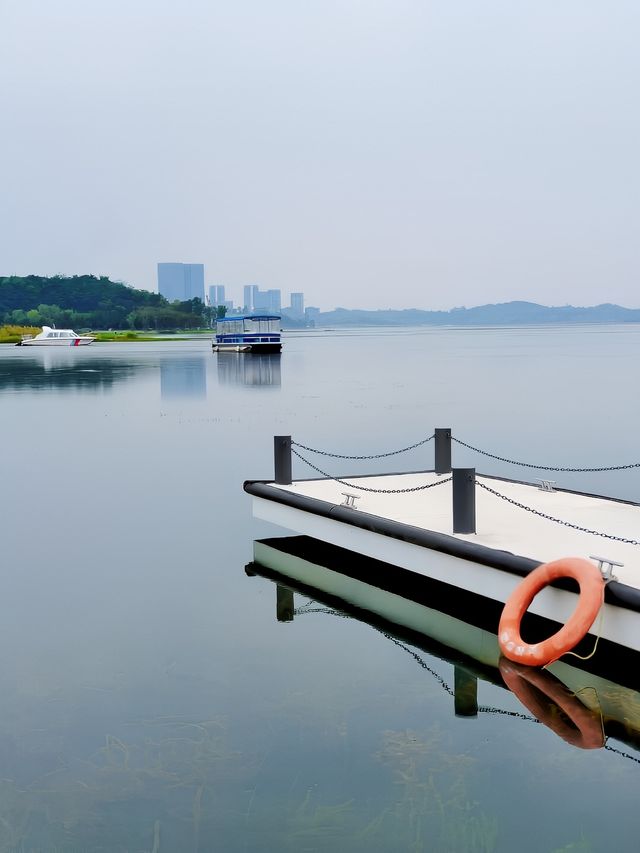 成都地鐵直達的大海—興隆湖
