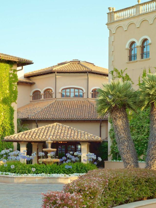 🌟 Mallorca Marvels: St. Regis Mardavall Resort! 🏖️🛎️