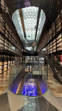 西安｜百米書牆，來打卡網紅書店藍海風漫巷-下