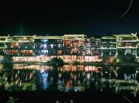 Caching Foenix Feathers: Night Walk through The Fenghuang Ancient City