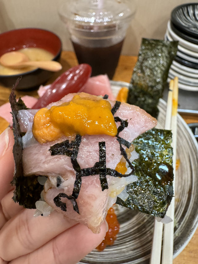來大阪必吃的魚生飯🇯🇵