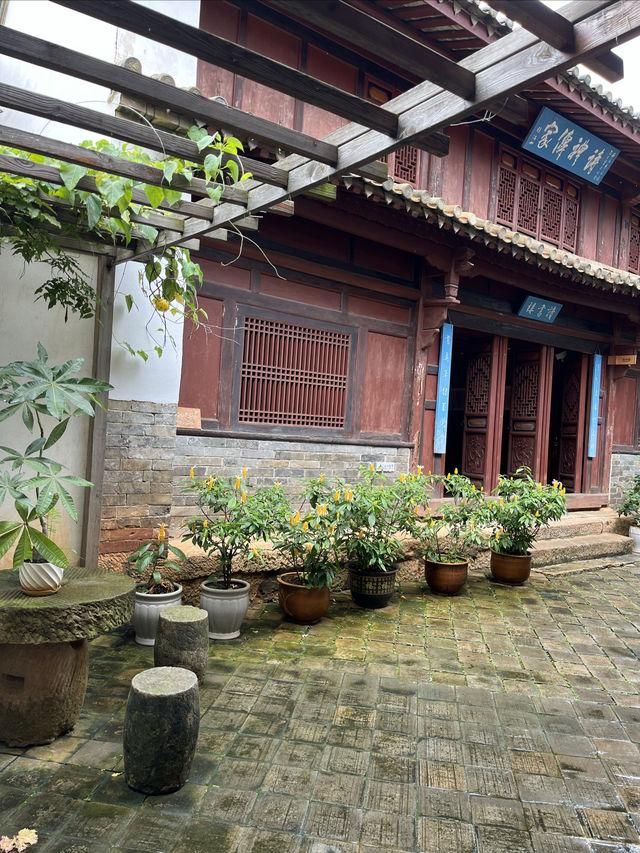 袁嘉谷故居。