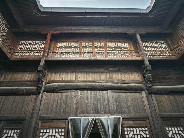 世界攝影大師郎靜山紀念館。