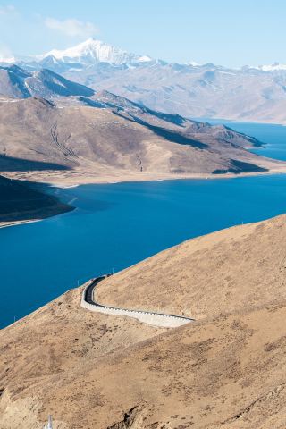 這是我旅行以來見過最美的湖｜山南羊卓雍措