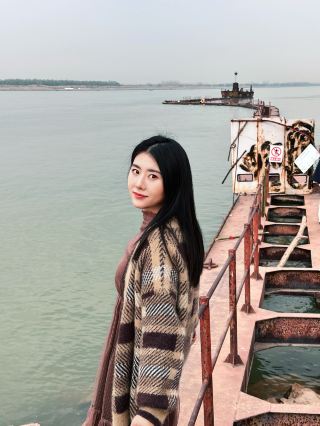 Wuhan has its own "sea," perfect for photos even on cloudy days!