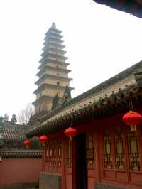 蒲州有國寶鐵牛、故城遺址、普救寺、鸛雀樓